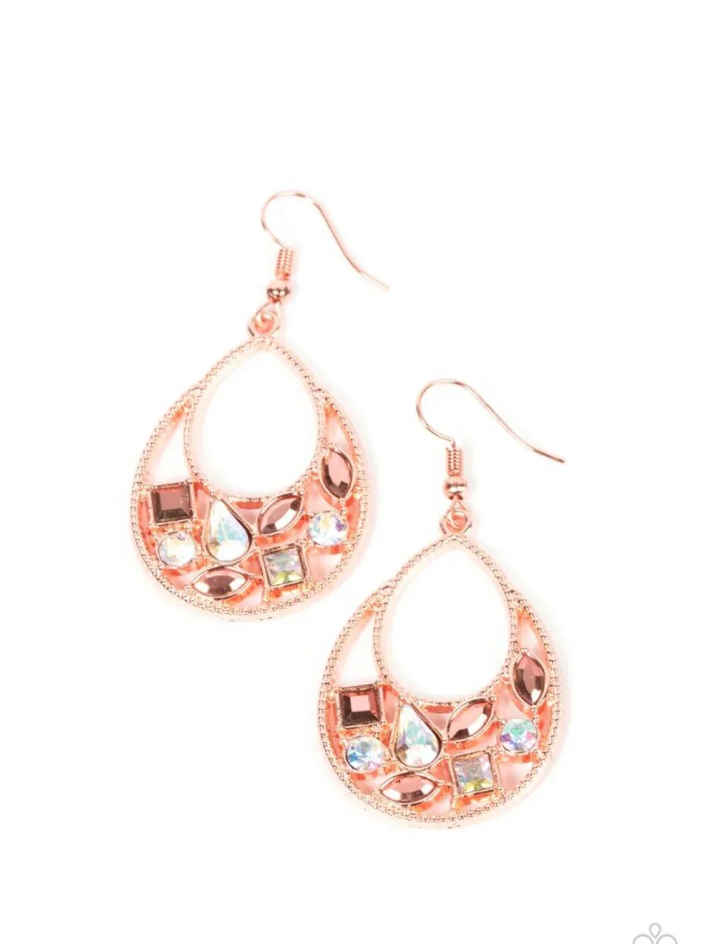 Paparazzi Jewelry Accessories - Regal Recreation - Copper Earrings - Vintage - Picture 4 of 4